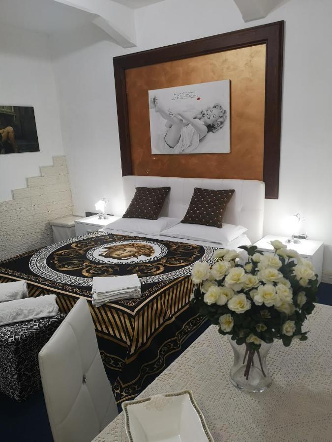 Marilyn Apartment Reggio di Calabria Bagian luar foto